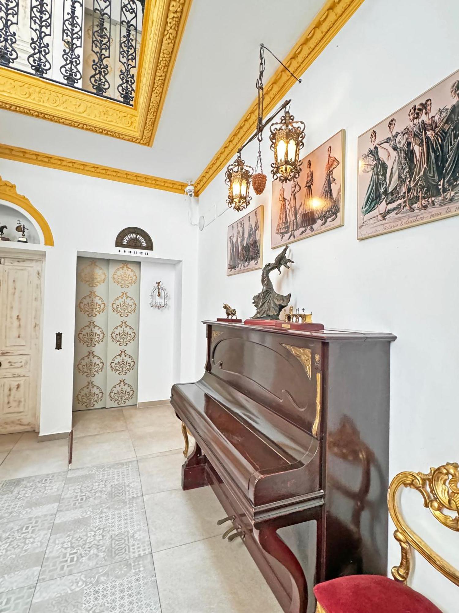 סביליה Palace House Hercules - Apartments מראה חיצוני תמונה